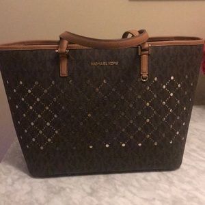 Michael Kors Jetset Carry all tote